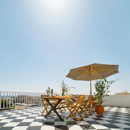 Luxurious Apartment With Big Sea View Terrace - Central Location Афины Экстерьер фото