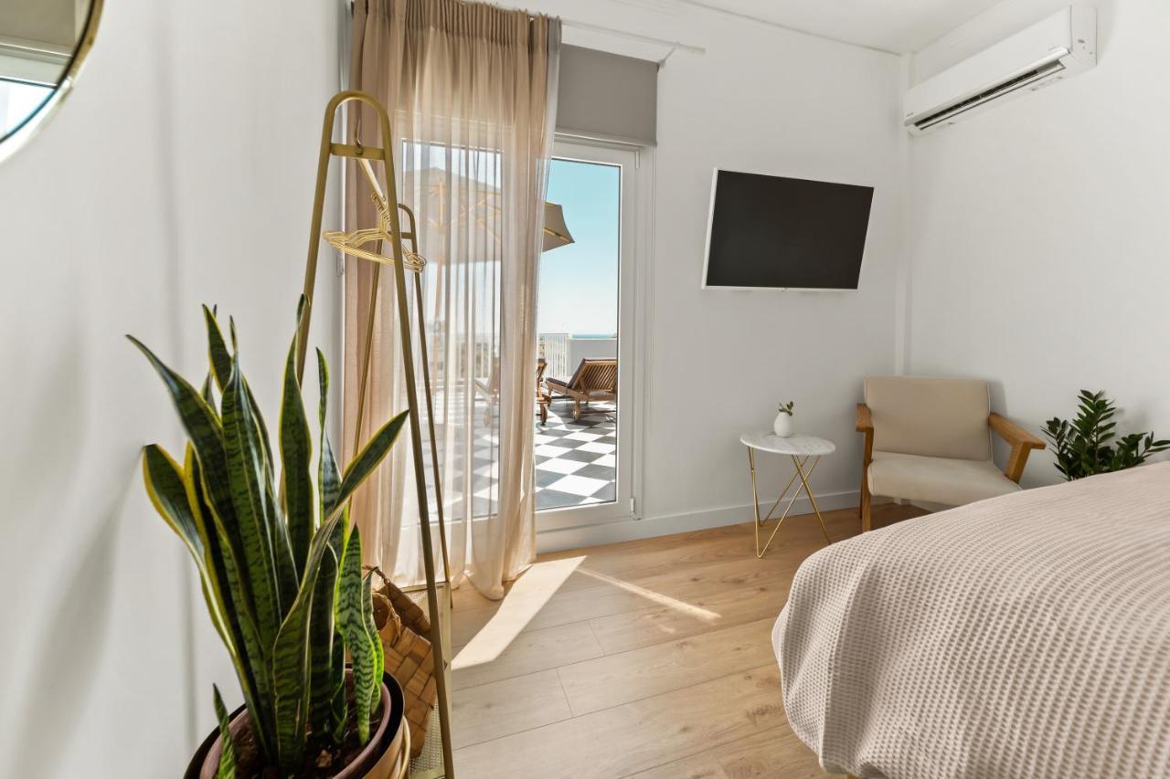 Luxurious Apartment With Big Sea View Terrace - Central Location Афины Экстерьер фото