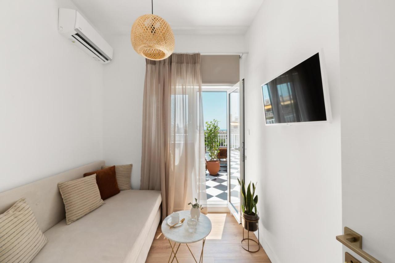 Luxurious Apartment With Big Sea View Terrace - Central Location Афины Экстерьер фото